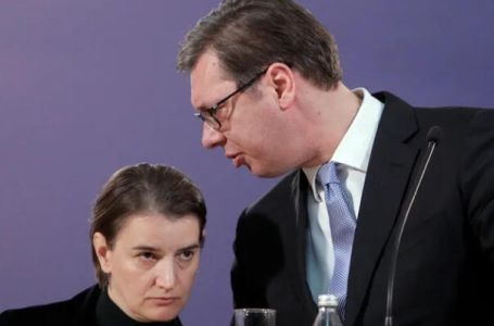 Vučić predao dužnost Brnabić: Srbija kreće u izbor novog predsjednika