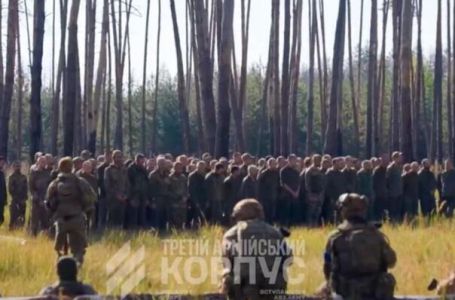 Video: Masovna predaja ruskih vojnika