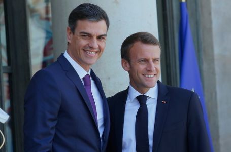 Britanski premijer spomenuo povratak u EU: Macron i Sanchez ga podržali