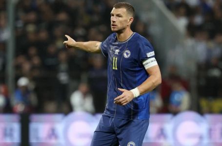 Edin Džeko završio reprezentativnu karijeru: Na noge ustalo cijelo Bilino polje