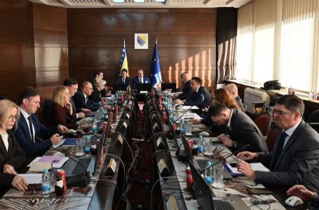 Evo koliko su glasova dobili ministri u Vladi FBiH: Svega šest ih dobilo mandat, najgore prošao on