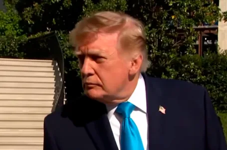 Novinar pitao Trumpa o budućnosti odnosa Srbije i Amerike: Evo šta je rekao! (VIDEO)