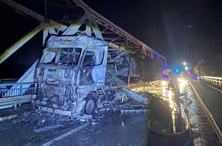 Obustavljen saobraćaj na GP Rača zbog izlijevanja nafte nakon gašenja zapaljenog teretnog vozila