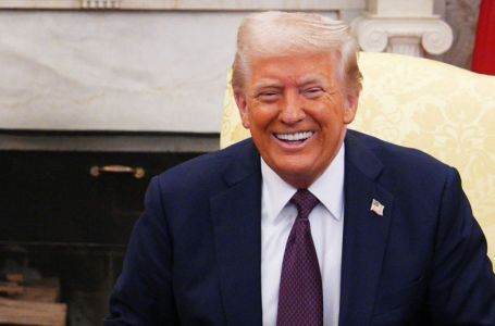Trumpova ambasadorica pod istragom: Procurile optužbe o luksuzu, zabavama i neplaćenim računima