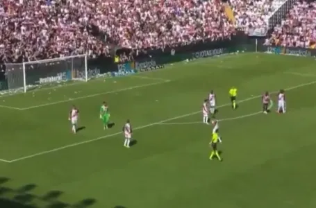 Nevjerovatne scene iz Primere: Prekinut meč Rayo - Athletic Bilbao!