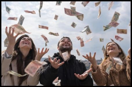 Do 31. oktobra, novac će pristizati kao iz kabla: Ova 3 znaka ulaze u finansijski raj