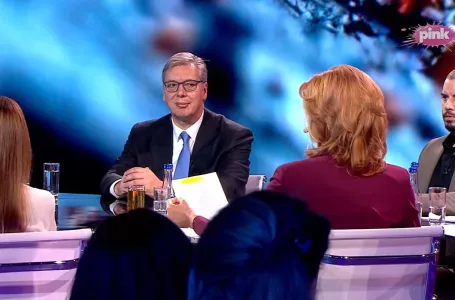 Evo šta su studenti pjevali vučiću sinoć u studiju Pinka: Ovaj momenat nije prikazan u programu