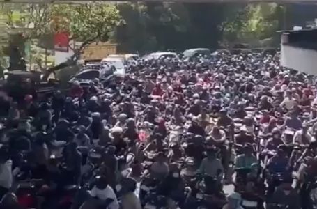 Turistički raj paraliziran, nastale nadrealne kolone i gužve: Evo šta je razlog