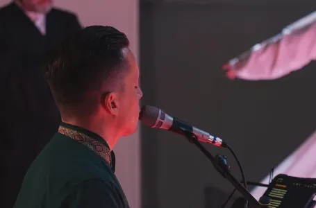 Armin Muzaferija održao mini turneju u Britaniji, najavio nastupe u Austriji, Švedskoj i Norveškoj