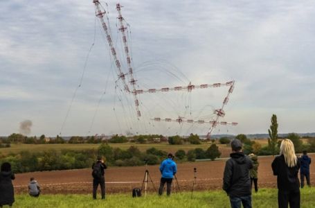 U Češkoj srušeni najviši radio-tornjevi na svijetu