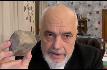 Situacija u Albaniji i dalje napeta: Premijer tvrdi da je spriječen napad na Vladu