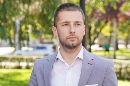 Begić nakon što je ostao bez funkcije potpredsjednika RS: "Život je nepravedan, gazili su me i..."