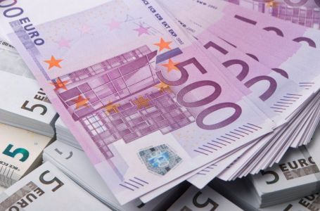 Novac stiže za 4 znaka: Evo ko će dobiti pare do 31. oktobra