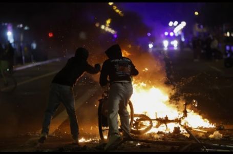 Neredi u Barceloni: Zaapaljene ulice i uništeni objekti, uhapšeno 100 osoba