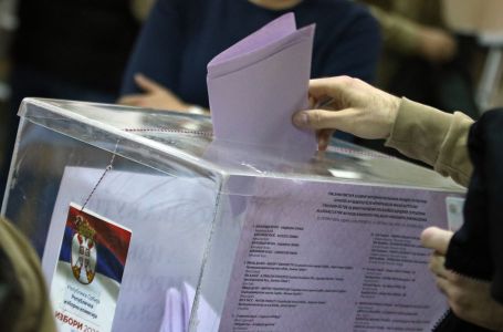 Večeras stižu prve procjene: Poznato kada će CeSID objaviti rezultate izbora u Srbiji
