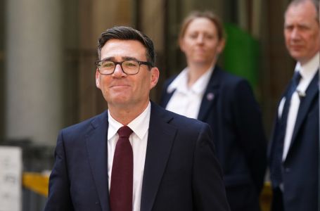Burnham: Povratak slobode kretanja sa EU moguć samo uz referendum