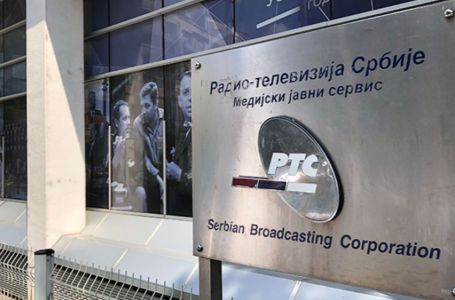 Nakon promjena u rukovodstvu RTS-a smijenjeno osam urednika Informativnog programa