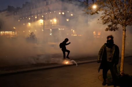 Haos u Francuskoj! 320.000 demonstranata na ulicama, došlo do okršaja s policijom: Ima uhapšenih